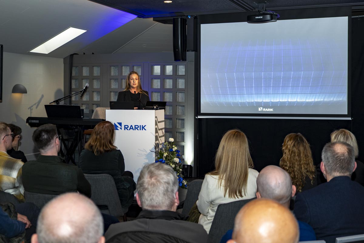Mynd Krist&iacute;n Soff&iacute;a J&oacute;nsd&oacute;ttir, framkv&aelig;mdastj&oacute;ri &thorn;r&oacute;unar og framt&iacute;&eth;ar hj&aacute; Rarik, &aacute; Vorfundi Rarik 2026